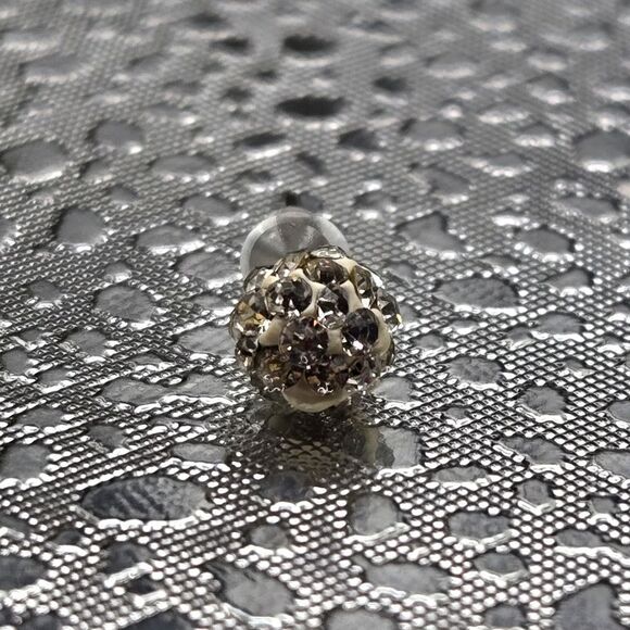 "5/$25" Mismatched Silver Tone Rhinestone Seashell Ball Cluster Post Earrings - Picture 5 of 9